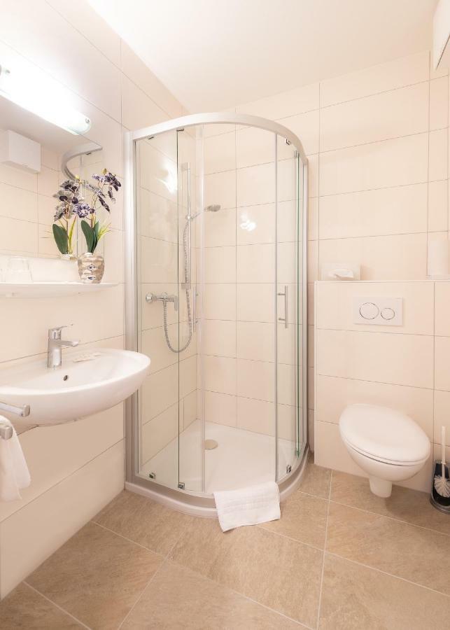 Strandhotel Orchidee Sankt Kanzian am Klopeiner See Ngoại thất bức ảnh