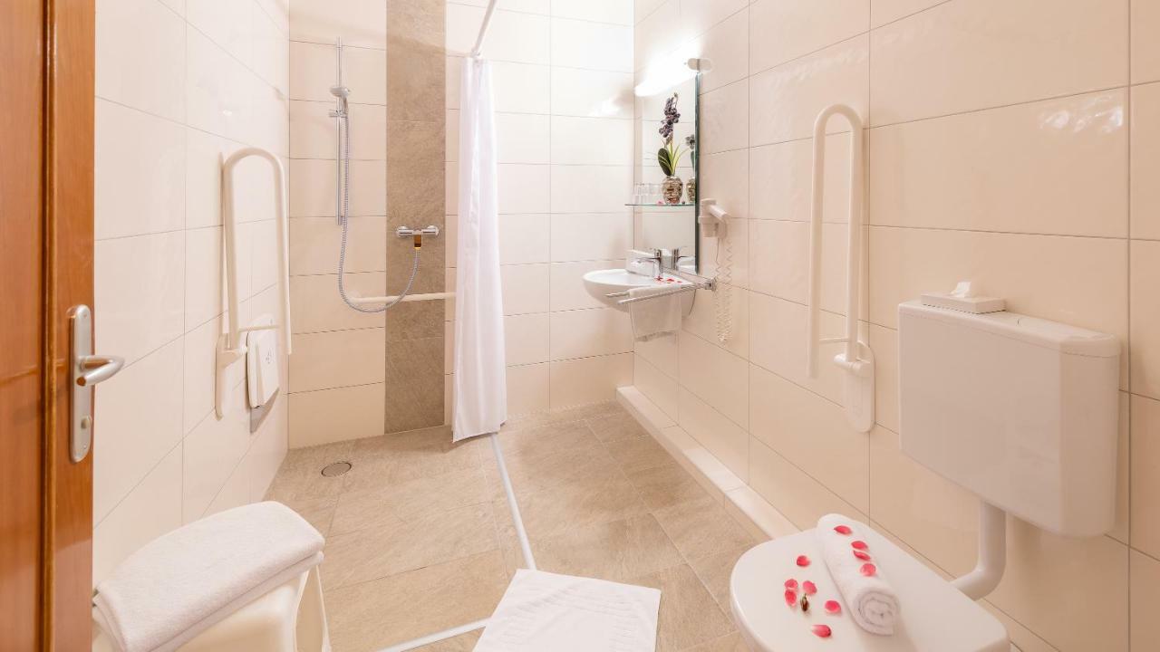 Strandhotel Orchidee Sankt Kanzian am Klopeiner See Ngoại thất bức ảnh
